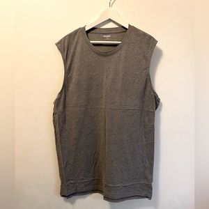 Old Navy Soft-washed Muscle Tank top for Men (size XL Tall)